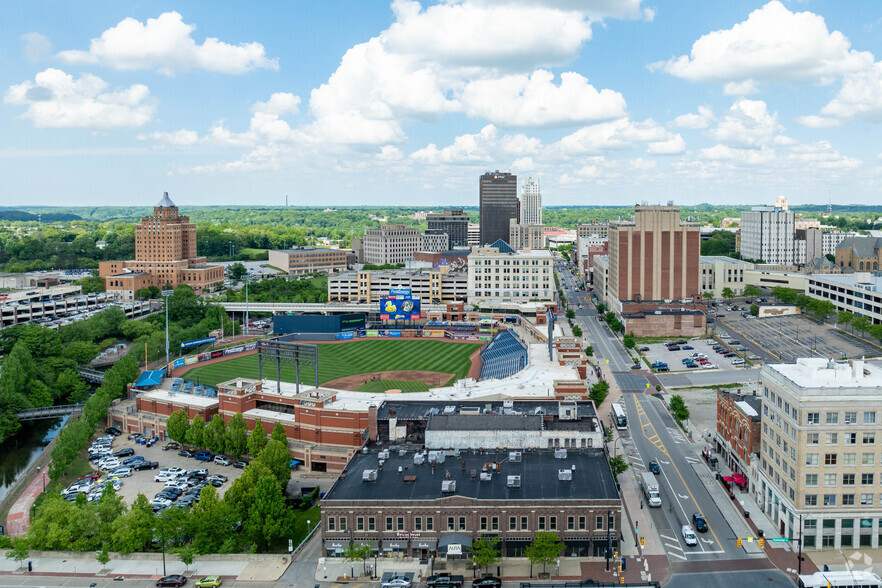 388 S Main St, Akron, OH en alquiler - Foto del edificio - Imagen 3 de 6