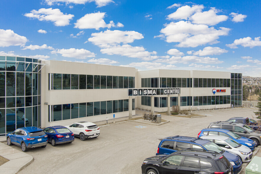 110 Country Hills Landing NW, Calgary, AB en alquiler - Foto del edificio - Imagen 1 de 8