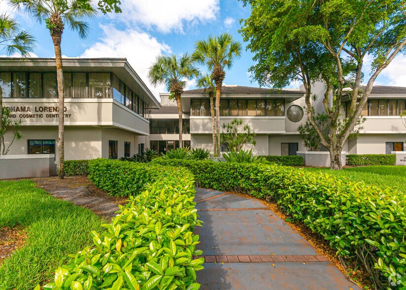 7000 SW 97th Ave, Miami, FL en venta - Foto del edificio - Imagen 3 de 6