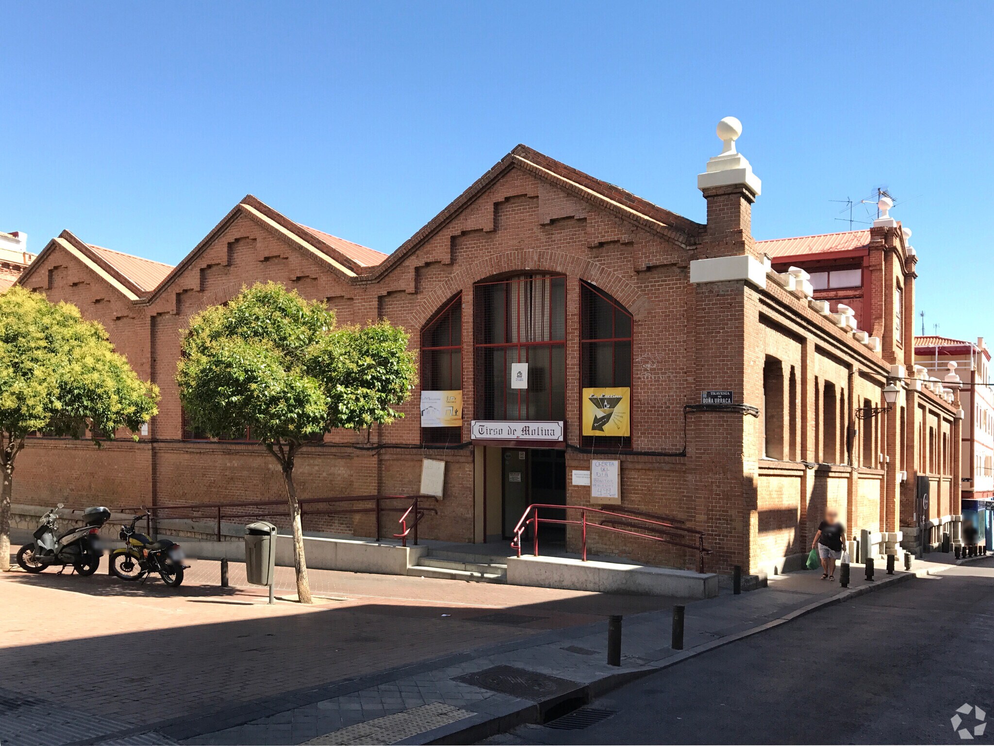 Calle de Doña Urraca, 15, Madrid, Madrid en venta Foto principal- Imagen 1 de 1