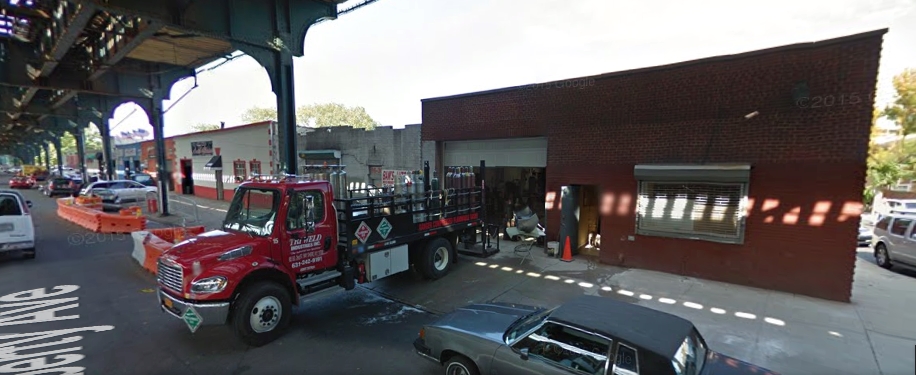 8717 Liberty Ave, Ozone Park, NY en alquiler - Foto del edificio - Imagen 3 de 6