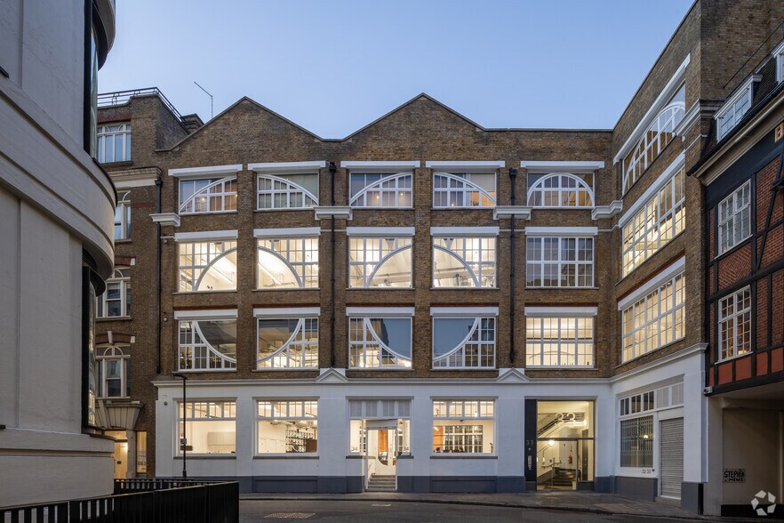 32-34 Gresse St, London en alquiler - Foto del edificio - Imagen 1 de 8