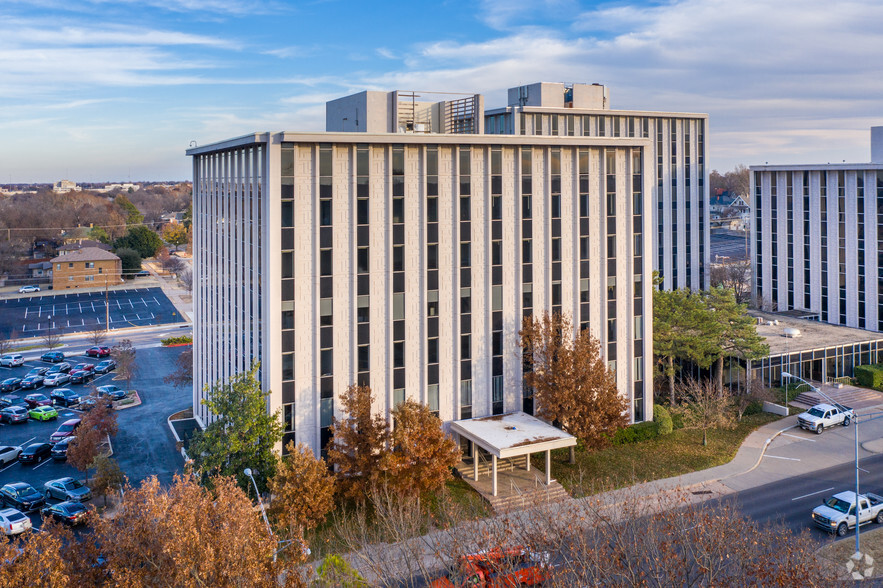 2000 N Classen Blvd, Oklahoma City, OK en alquiler - Foto del edificio - Imagen 1 de 10