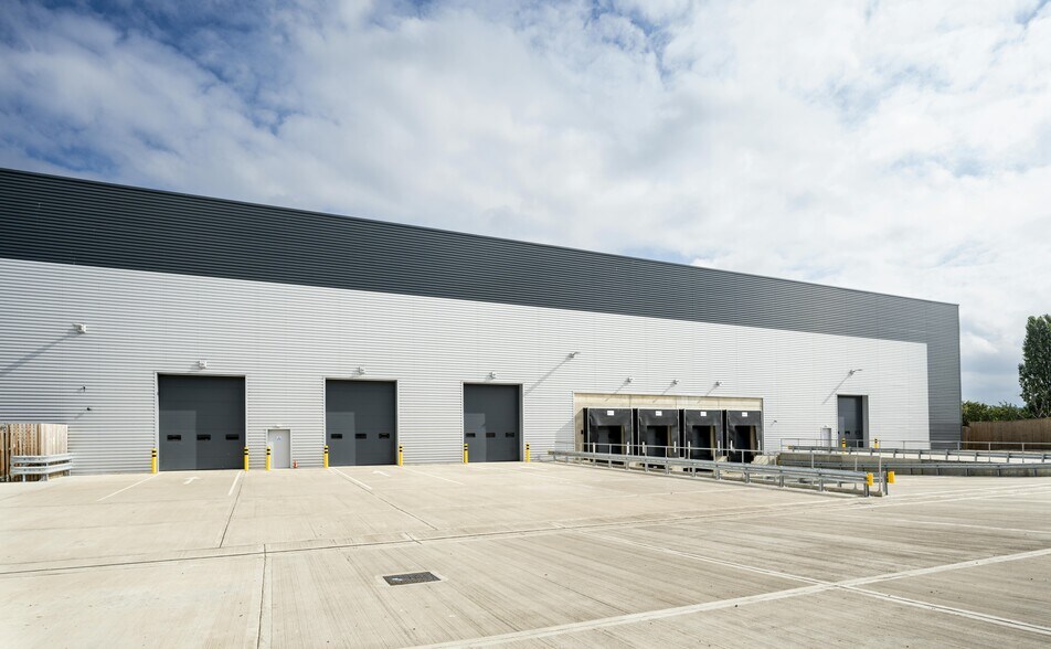 374 Ealing Rd, Wembley en alquiler - Foto del edificio - Imagen 2 de 6