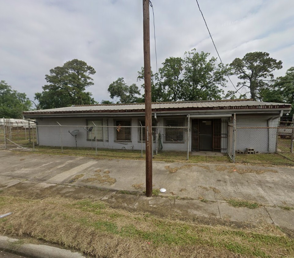 7001 Weaver Rd, Houston, TX en alquiler Foto del edificio- Imagen 1 de 6