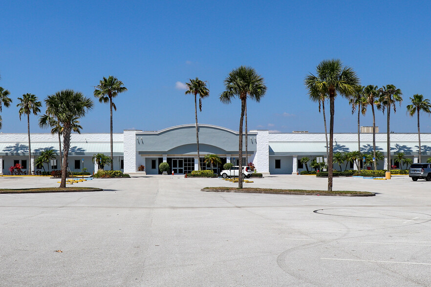 10063-10177 S US Highway 1, Port Saint Lucie, FL en alquiler - Foto del edificio - Imagen 1 de 7