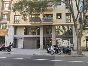 Local en Barcelona, Barcelona en alquiler Foto del interior- Imagen 2 de 32