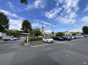 14 Place De L'Europe, Émerainville, SEM - AÉREA vista de mapa