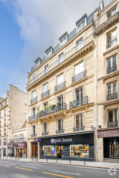 51 Rue D'Amsterdam, Paris en alquiler - Foto del edificio - Imagen 2 de 2