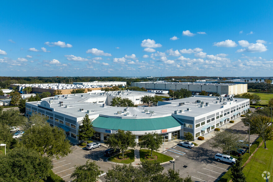 10501 S Orange Ave, Orlando, FL en alquiler - Foto del edificio - Imagen 3 de 64