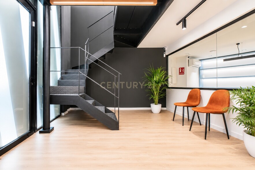 Edificio residencial en Barcelona, Barcelona en venta - Foto del interior - Imagen 3 de 3