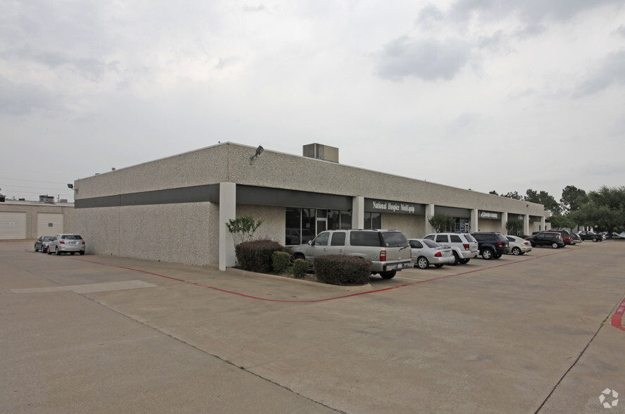 7331-7477 Airport Fwy, Richland Hills, TX en alquiler - Foto del edificio - Imagen 3 de 8