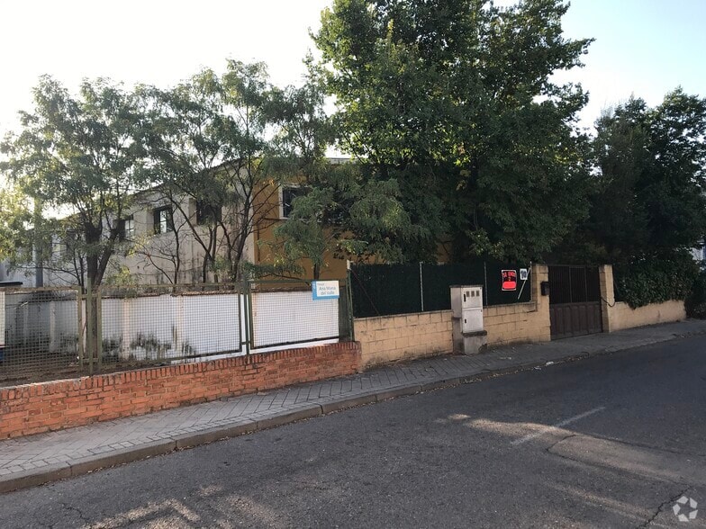 Nave en Arganda del Rey, Madrid en venta - Foto del edificio - Imagen 2 de 3