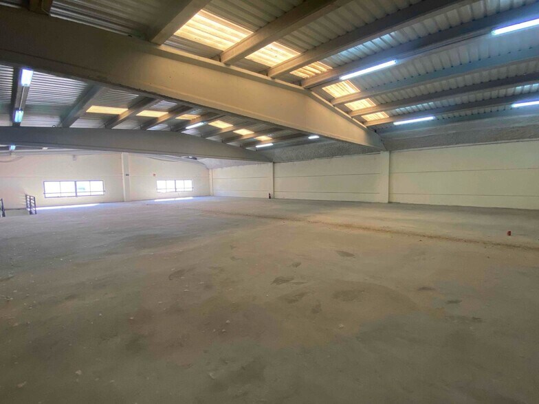 Nave en Fuente el Saz de Jarama, Madrid en venta - Foto del edificio - Imagen 3 de 13