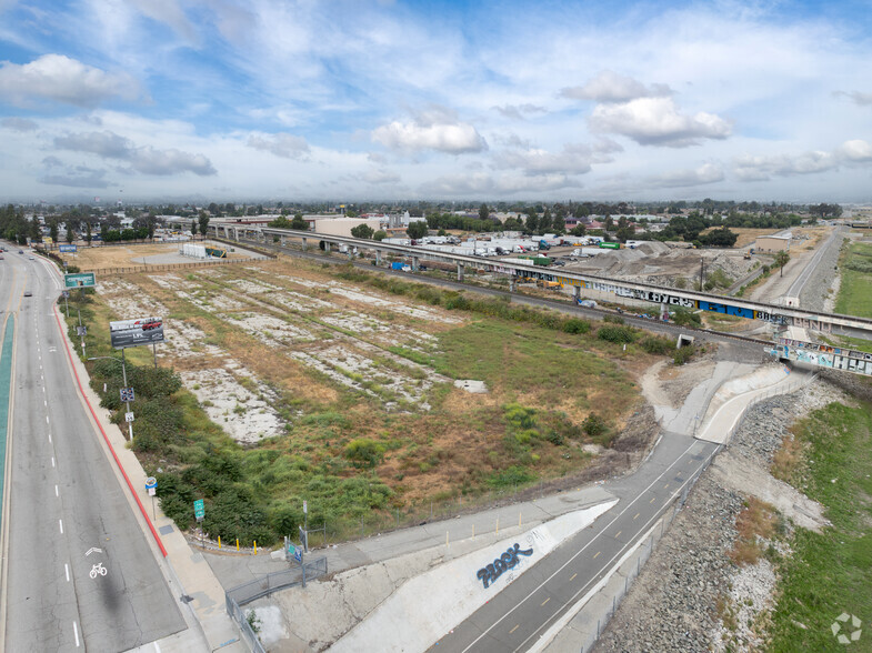 Naves en El Monte, CA en alquiler - Foto del edificio - Imagen 3 de 6