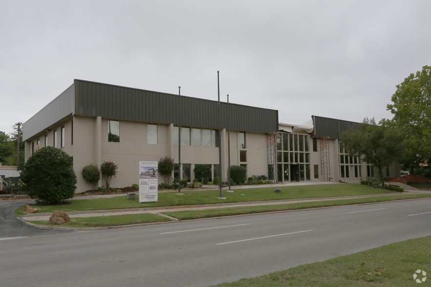 4301 N Classen Blvd, Oklahoma City, OK en alquiler - Foto del edificio - Imagen 2 de 5