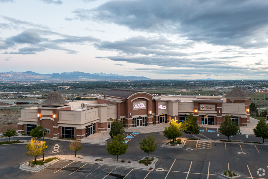 10 W Scenic Pointe Dr, Draper, UT en alquiler - Foto del edificio - Imagen 3 de 13