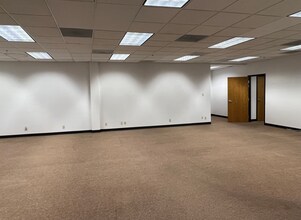 13171 Telfair Ave, Sylmar, CA en alquiler Foto del edificio- Imagen 2 de 4