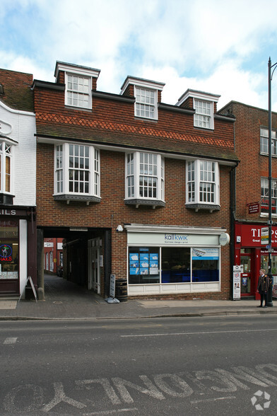 12B Chequer St, St Albans en alquiler - Foto del edificio - Imagen 2 de 6