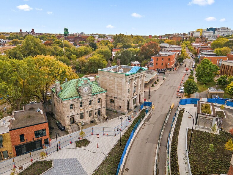 538-540 Pl Saint-Henri, Montréal, QC en alquiler - Foto del edificio - Imagen 3 de 3