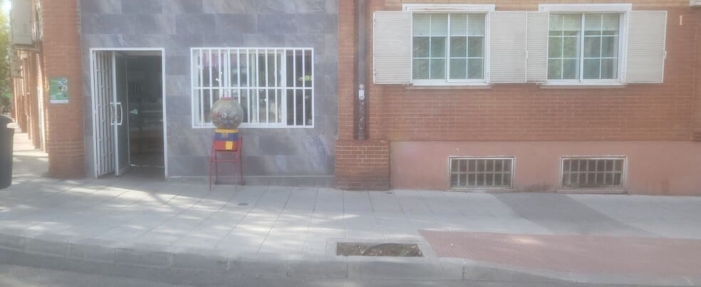 Calle Salvador Allende, 13, Mejorada del Campo, Madrid en alquiler - Foto del edificio - Imagen 1 de 1