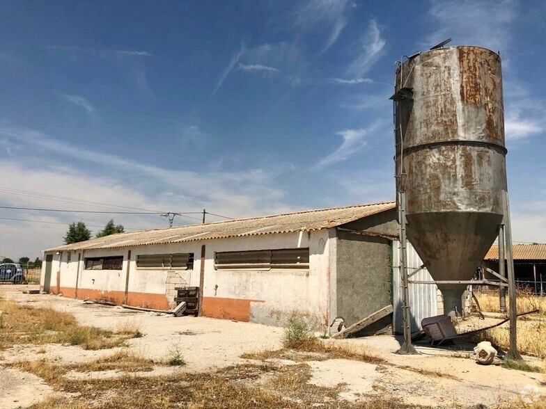 Naves en San Sebastián De Los Reyes, MAD en venta - Foto del edificio - Imagen 1 de 18