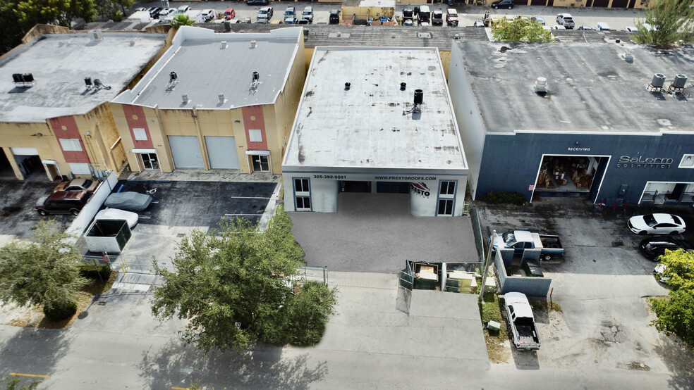 2430 W 78th St, Hialeah, FL en alquiler - Foto del edificio - Imagen 1 de 5