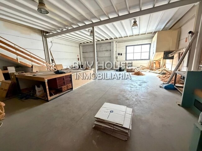 Más detalles de Nave en venta