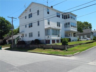 Más detalles de 238 Newland Ave, Woonsocket, RI - Edificio residencial​ en venta