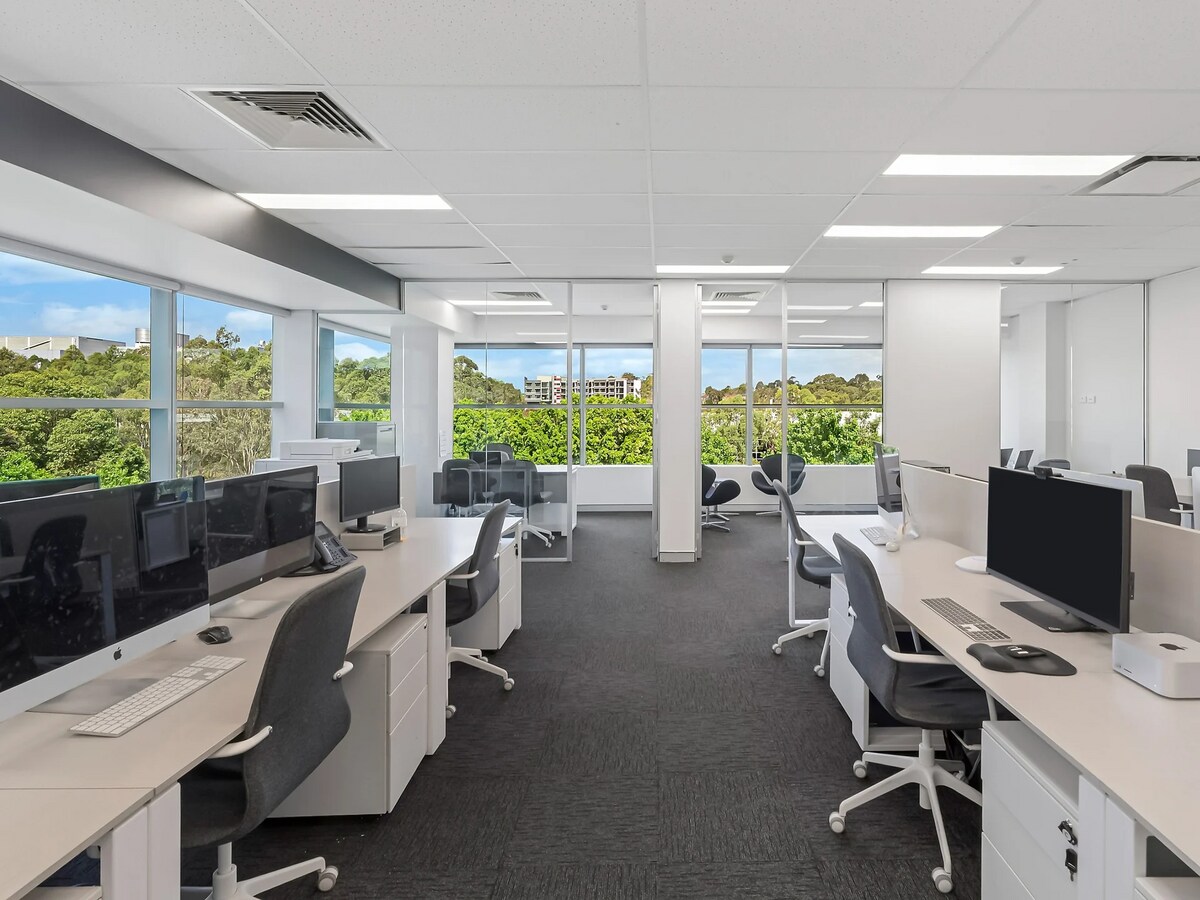 12 Century Cct, Norwest, NSW 2153 - Unidad 411 -  - Foto del interior - Image 1 of 12