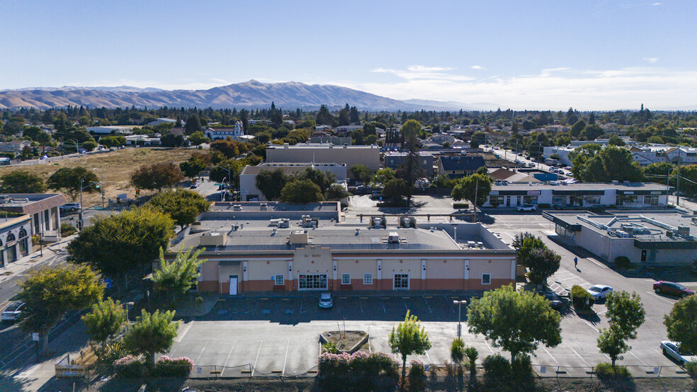 37311 Fremont Blvd, Fremont, CA en venta - Foto del edificio - Imagen 1 de 3