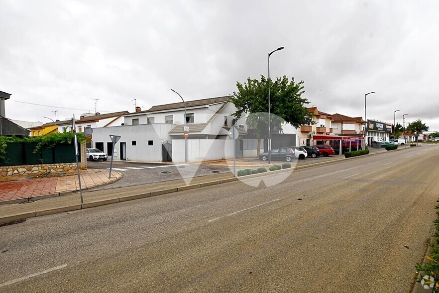 Locales en Quintanar de la Orden, Toledo en venta - Foto del edificio - Imagen 2 de 23