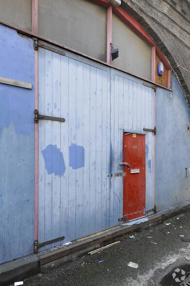 533-540 Barrington Rd, London en alquiler - Foto del edificio - Imagen 2 de 6