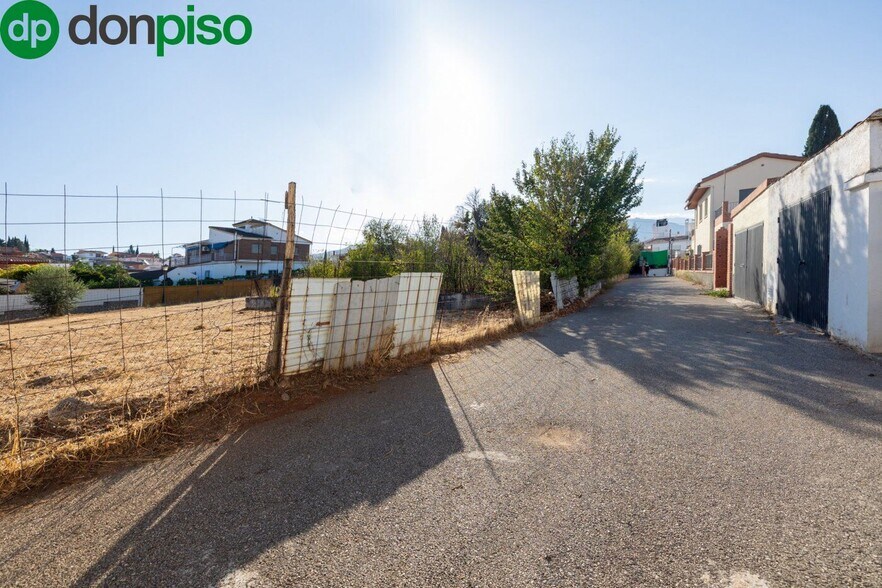 Terreno en Huétor Vega en venta - Foto del edificio - Imagen 1 de 19