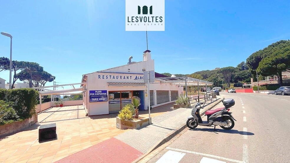 Local en Palafrugell, Gerona en venta - Foto del interior - Imagen 1 de 22