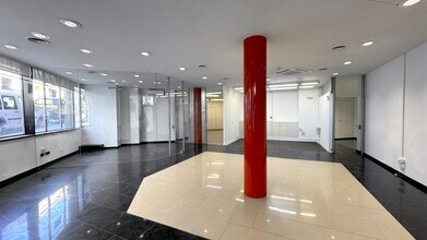 Local en Terrassa, Barcelona en alquiler Foto del interior- Imagen 2 de 33