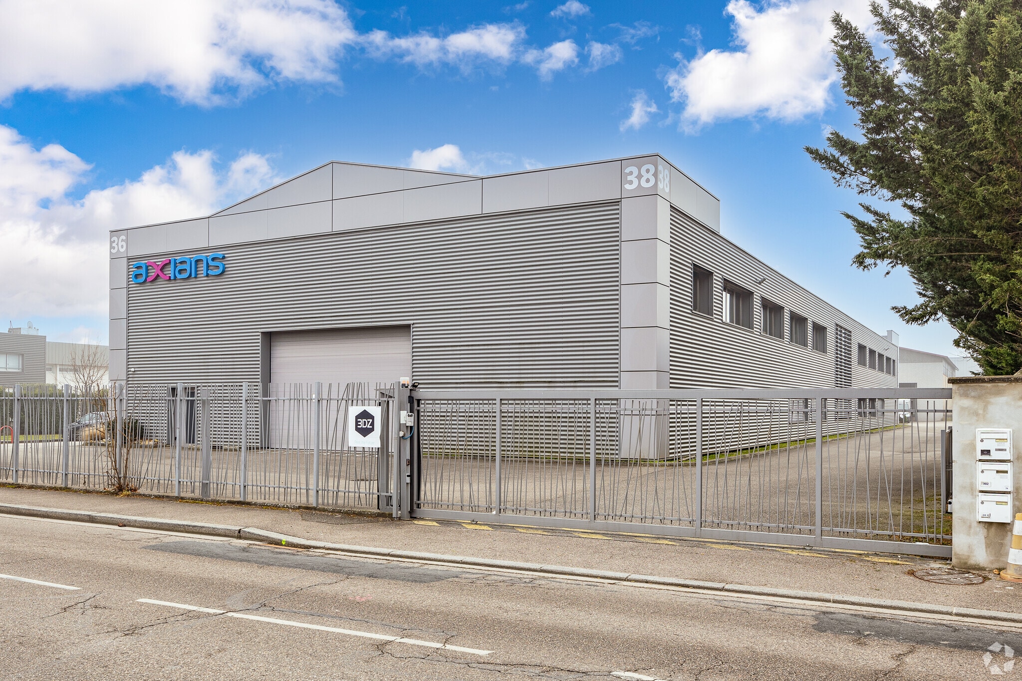 Flex en Décines-Charpieu en venta Foto principal- Imagen 1 de 3