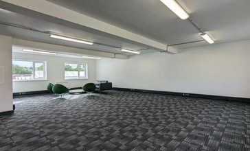 207-209 Torrington Ave, Coventry en alquiler Foto del interior- Imagen 1 de 8