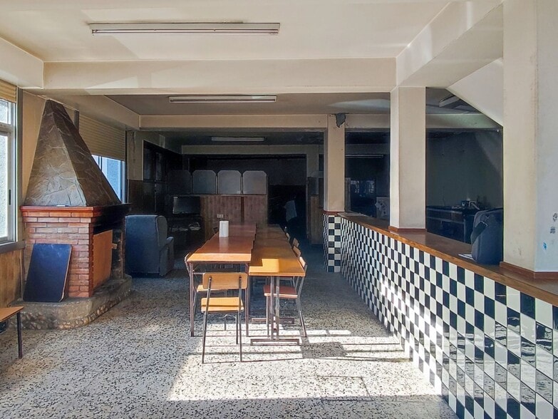 Local en Arteixo, La Coruna en venta - Foto del interior - Imagen 1 de 10