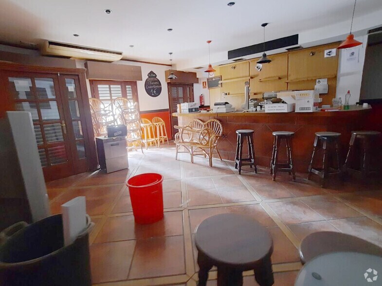 Local en Ávila, Ávila en alquiler - Foto principal - Imagen 1 de 18