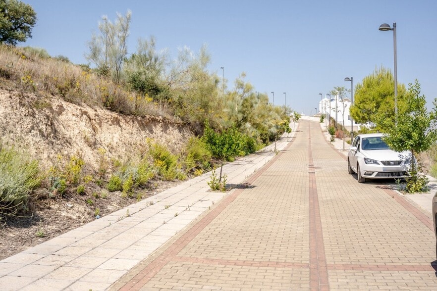 Terreno en La Zubia, Granada en venta - Foto del edificio - Imagen 3 de 13