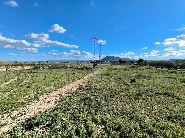 Terreno en Caudete, Albacete en venta - Vista aérea - Imagen 2 de 5