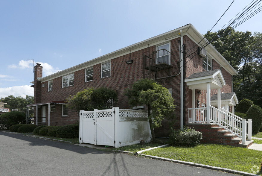 1585 Morris Ave, Union, NJ en alquiler - Foto del edificio - Imagen 2 de 5