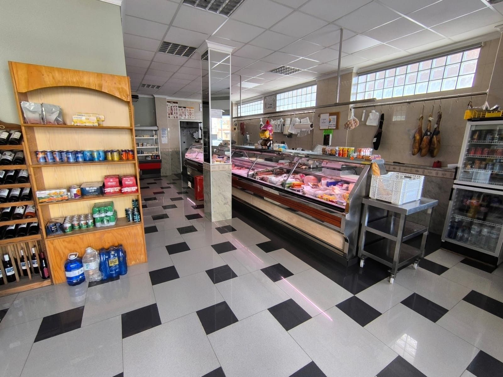 Local en Yecla en venta Foto del interior- Imagen 1 de 13