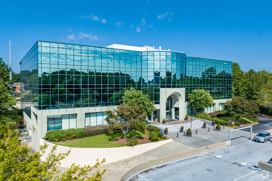 1899 Powers Ferry Rd SE, Atlanta, GA en alquiler - Foto del edificio - Imagen 2 de 13