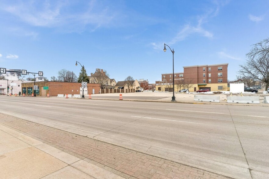 507 4th St, La Crosse, WI en venta - Foto del edificio - Imagen 3 de 16