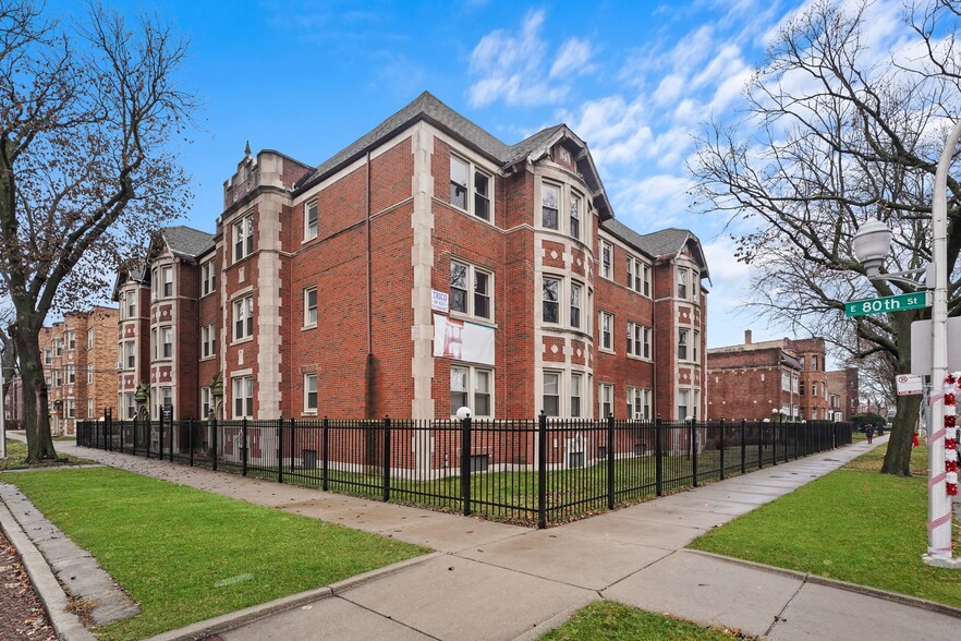 8005 S Merrill Ave, Chicago, IL en venta - Foto del edificio - Imagen 2 de 9