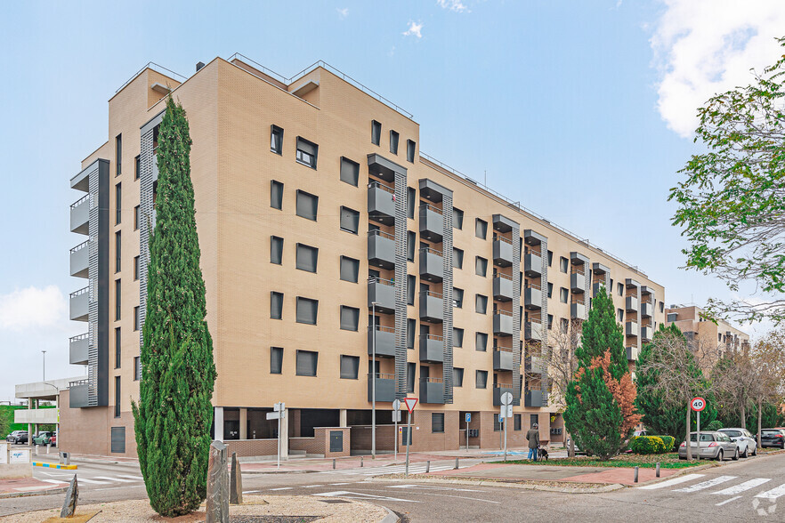 Avenida De Jorge Oteiza, 5, Torrejón De Ardoz, Madrid en alquiler - Foto principal - Imagen 1 de 4