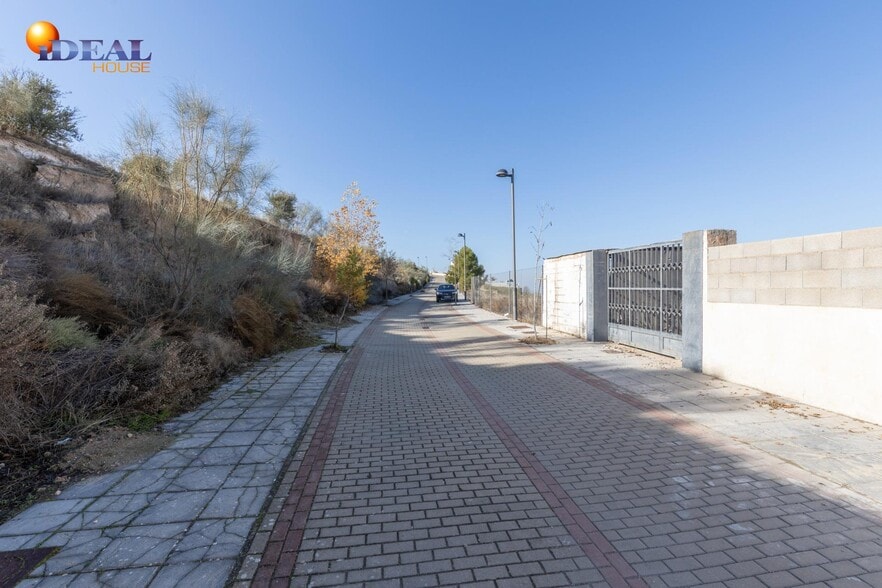 Calle Güevéjar, 6, La Zubia, Granada en venta - Foto principal - Imagen 1 de 17
