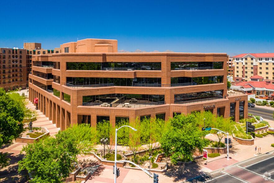 7272 E Indian School Rd, Scottsdale, AZ en alquiler - Foto del edificio - Imagen 2 de 3